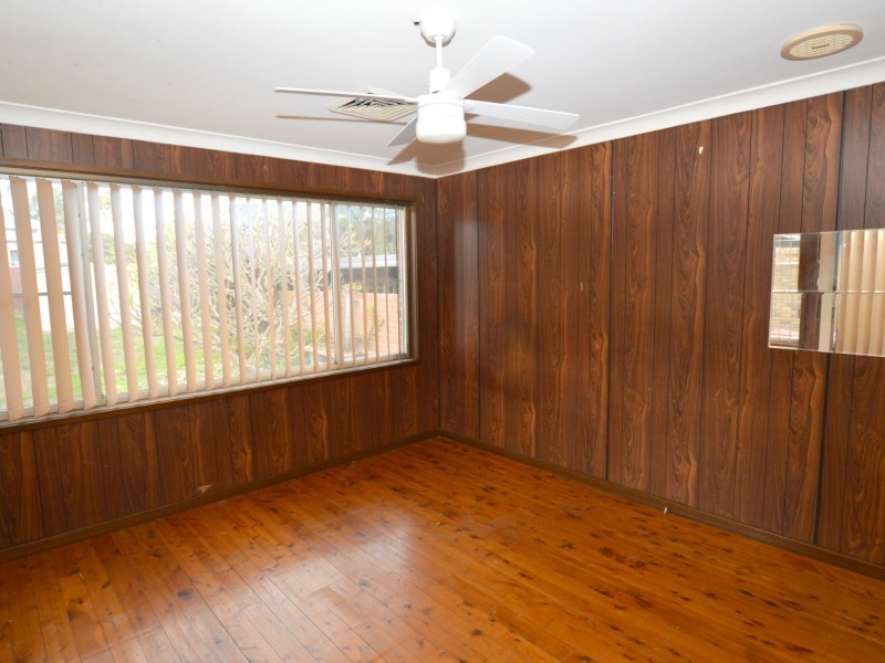 17 Andrew Street, Singleton NSW 2330