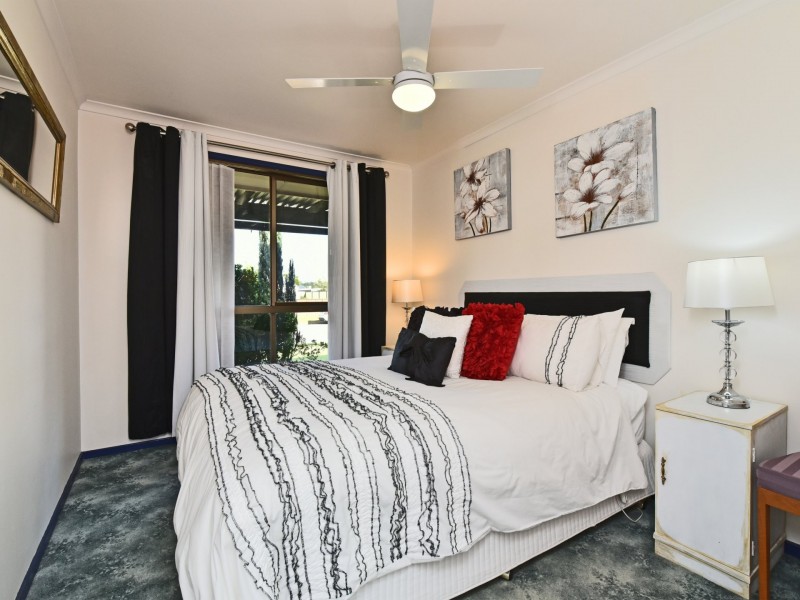 1 Casey Drive, Singleton NSW 2330