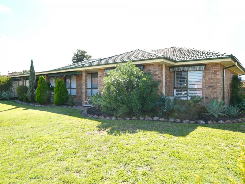1 Casey Drive, Singleton NSW 2330