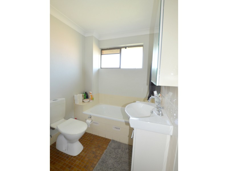 5/82 Blaxland Avenue, Singleton NSW 2330