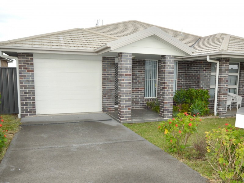 1/40 Broomfield Crescent, Singleton NSW 2330