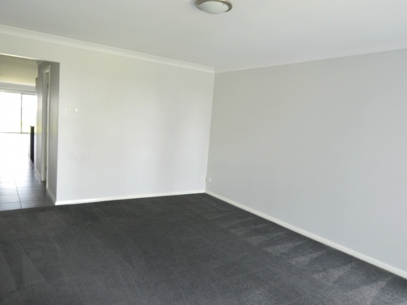 1/40 Broomfield Crescent, Singleton NSW 2330