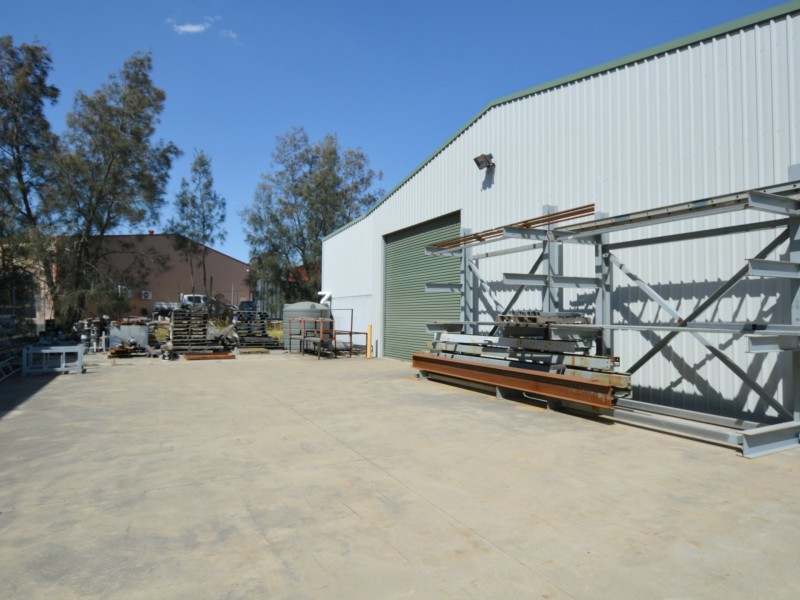 2/14 Magpie Street, Singleton NSW 2330