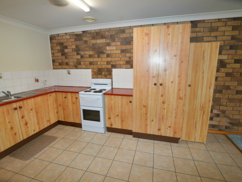 1/18 Andrew Street, Singleton NSW 2330
