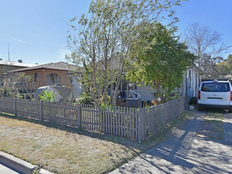 20 Orchard Avenue, Singleton NSW 2330