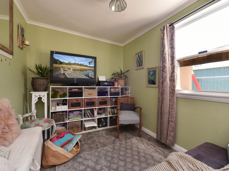 20 Orchard Avenue, Singleton NSW 2330