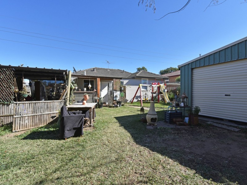 20 Orchard Avenue, Singleton NSW 2330