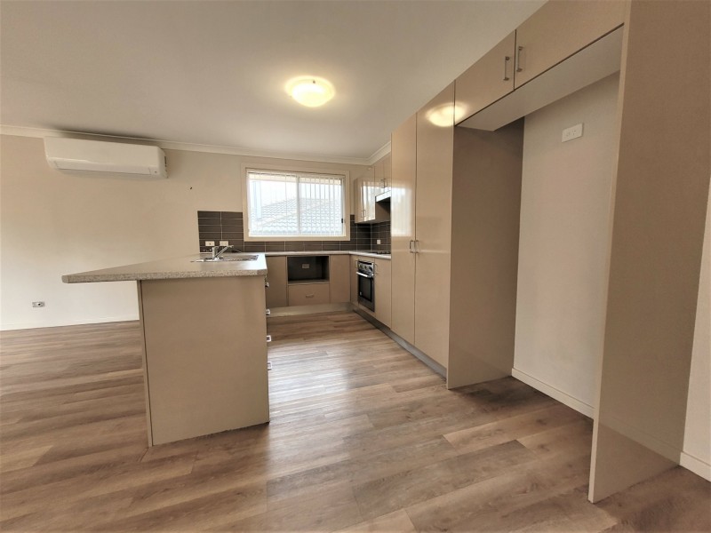 2/155 McMahon Way, Singleton NSW 2330