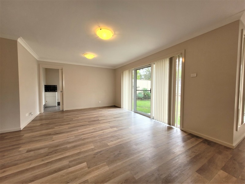2/155 McMahon Way, Singleton NSW 2330