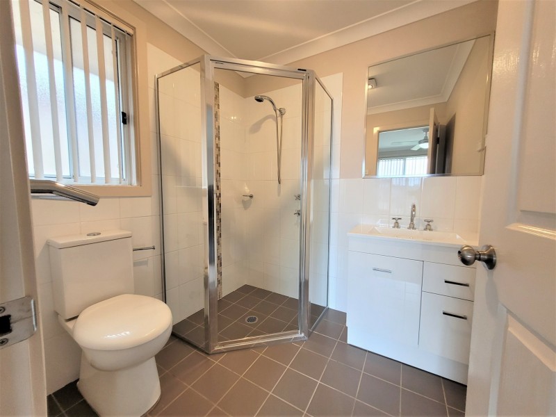 2/155 McMahon Way, Singleton NSW 2330