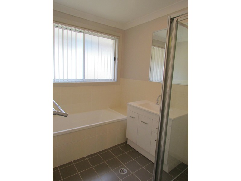 155a McMahon Way, Singleton NSW 2330