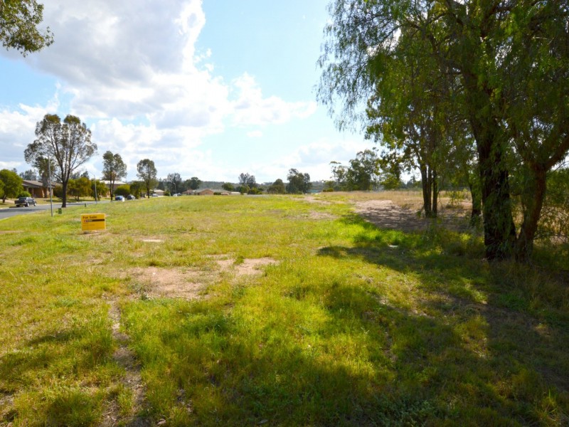 3 B Grainger Crescent, Singleton NSW 2330