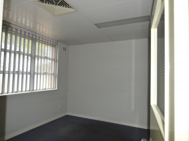 4/16 Cambridge Street, Singleton NSW 2330