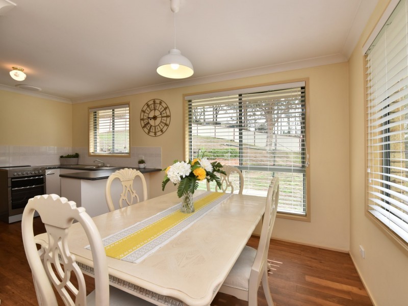 41 Robinson Way, Singleton NSW 2330