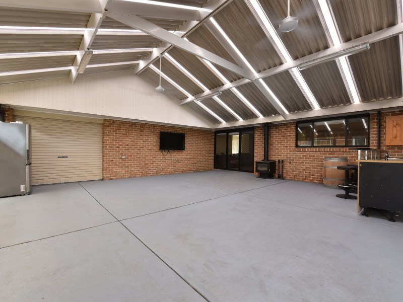 7 Clydesdale Close, Singleton NSW 2330