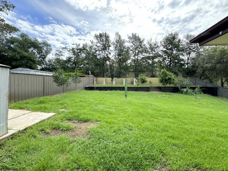 5 Muller Place, Singleton NSW 2330