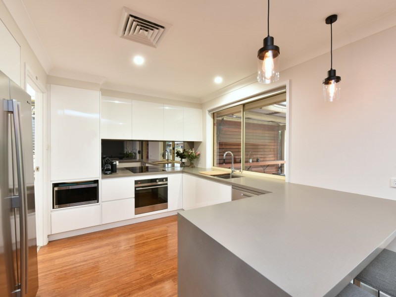 10 Casey Drive, Singleton NSW 2330