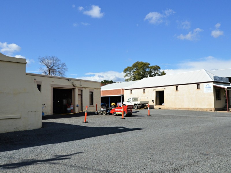 245 – 255 John Street/2 A & 2 B Bourke Street, Singleton NSW 2330