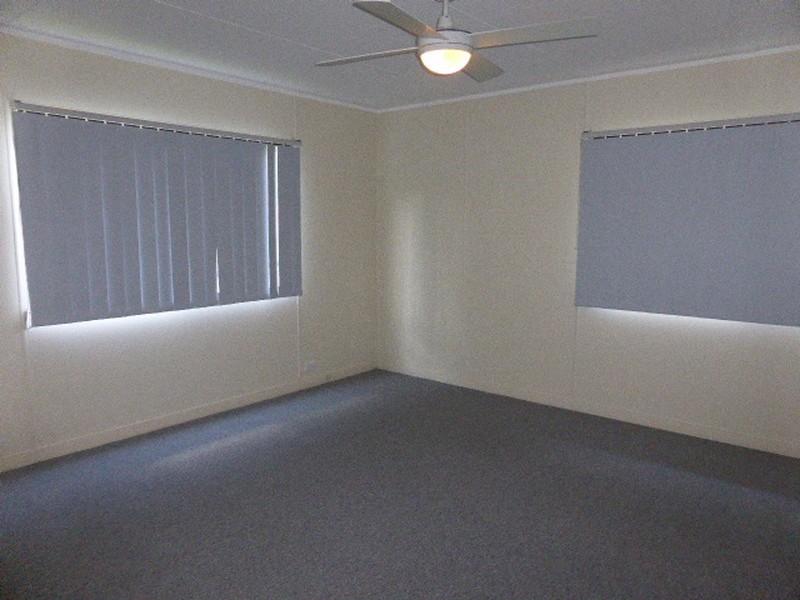 # Putty Road, Singleton NSW 2330