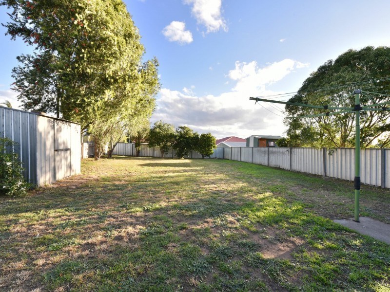 20 Lewis Street, Greta NSW 2334