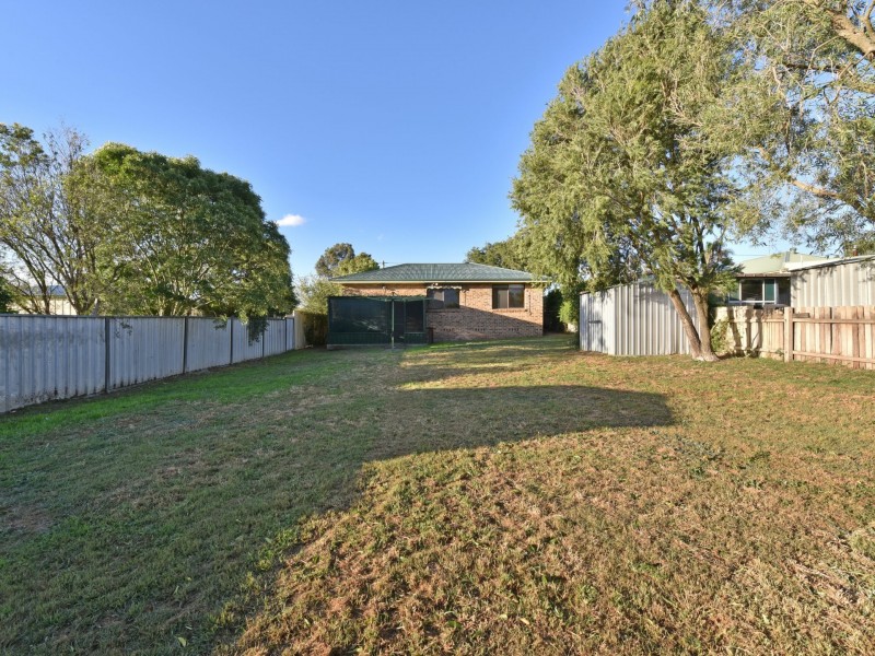 20 Lewis Street, Greta NSW 2334