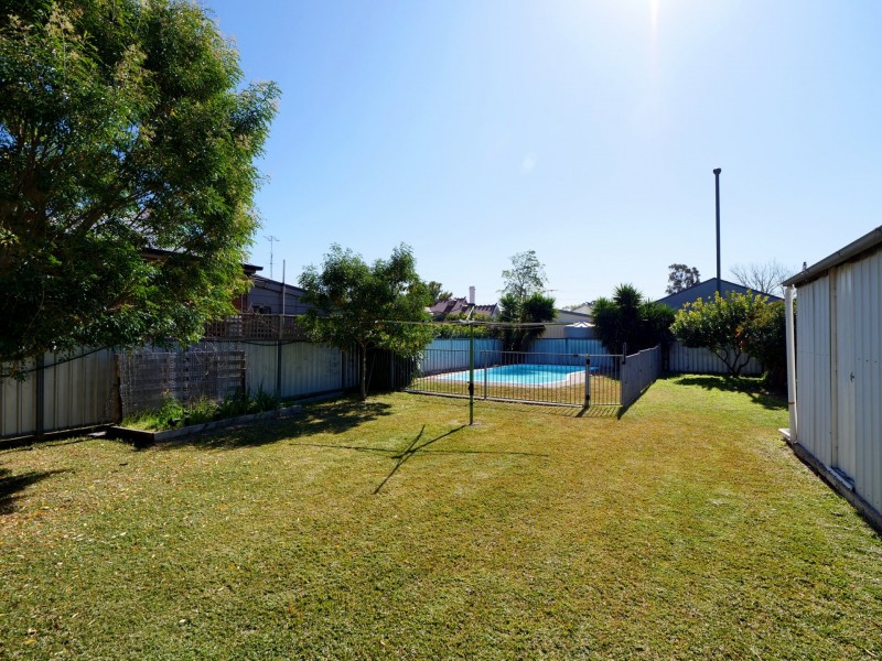 28 Elizabeth Street, Singleton NSW 2330