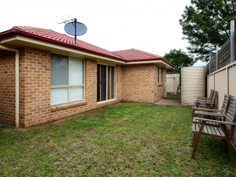2/36 Pioneer Road, Singleton NSW 2330