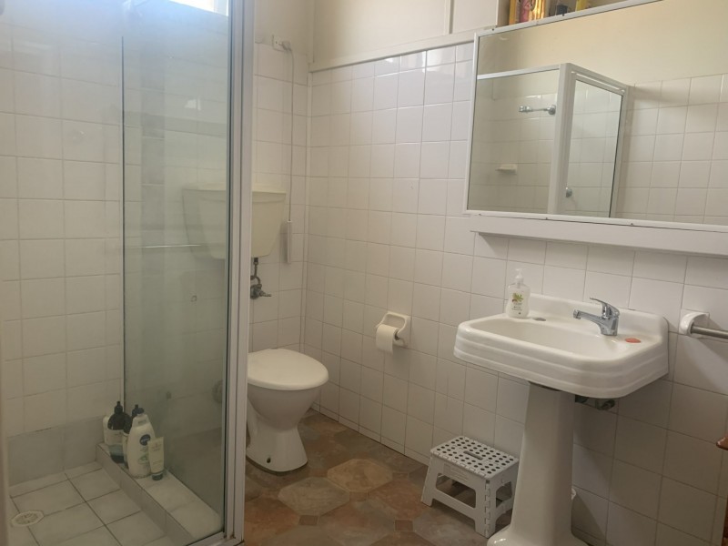 2/205 John Street, Singleton NSW 2330