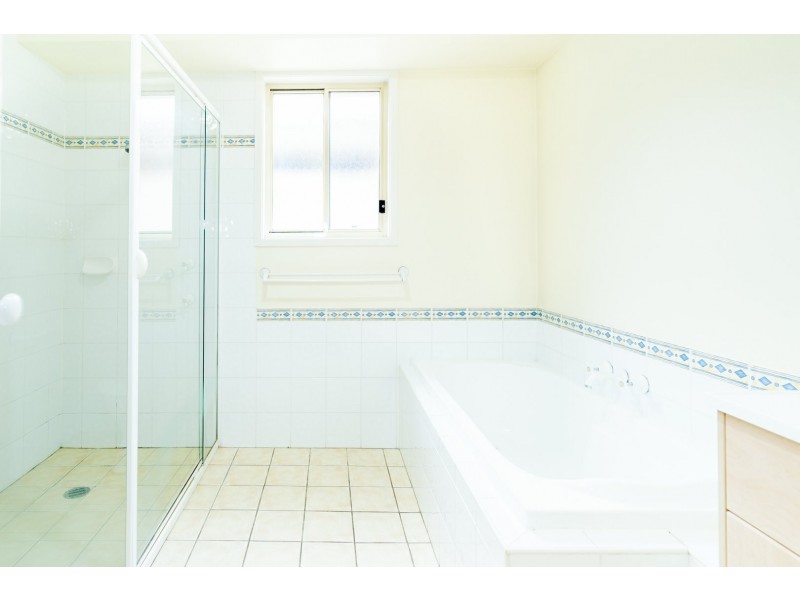 4 A James House Close, Singleton NSW 2330