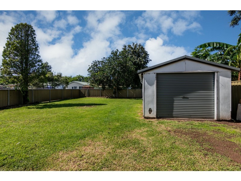 9 Barton Avenue, Singleton NSW 2330