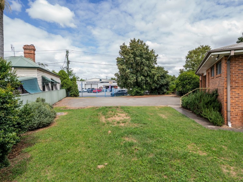 13 Campbell Street, Singleton NSW 2330