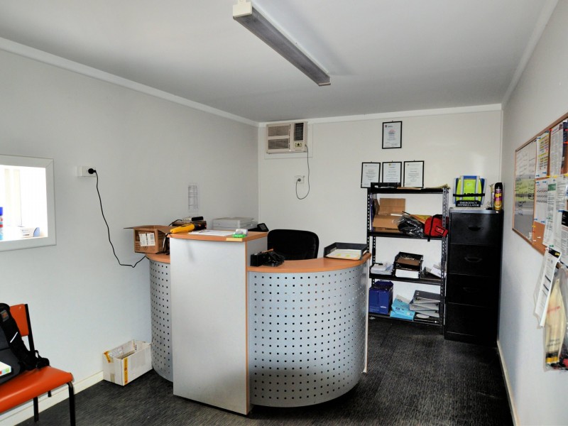 10 A Ellsmere Avenue, Singleton NSW 2330