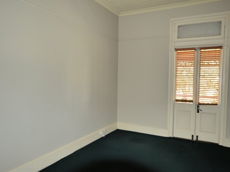 2/100 George Street, Singleton NSW 2330