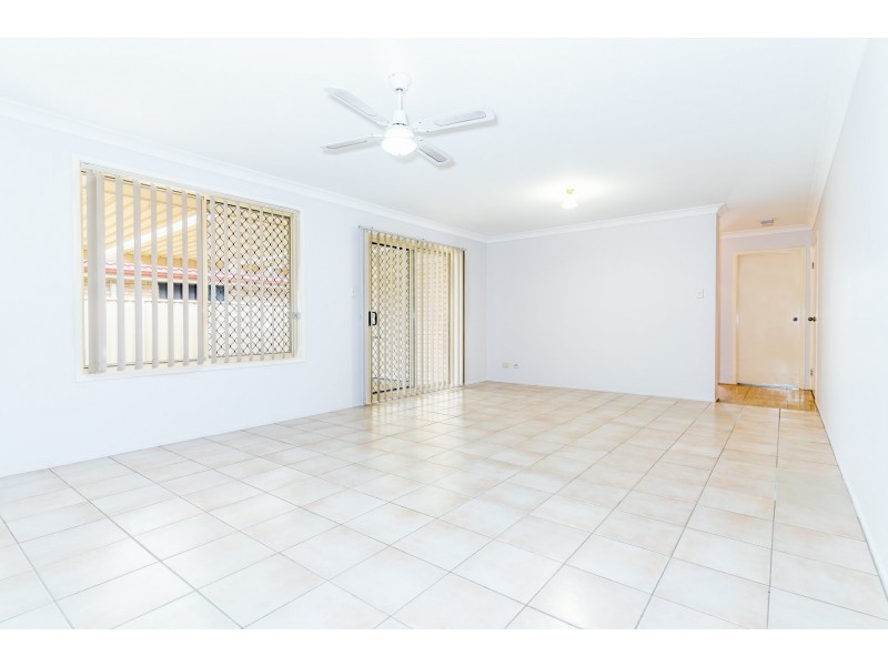 4 B James House Close, Singleton NSW 2330