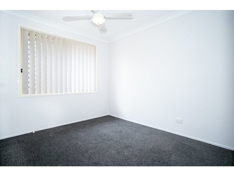 4 B James House Close, Singleton NSW 2330