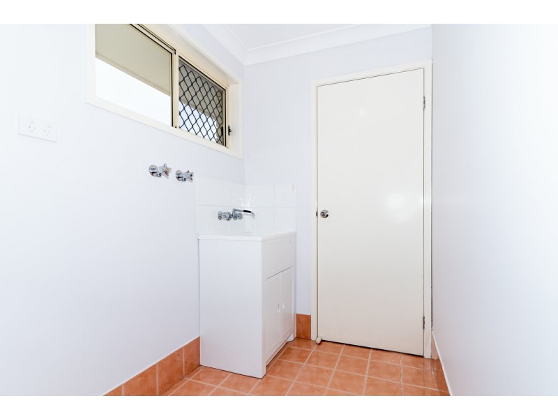 4 B James House Close, Singleton NSW 2330