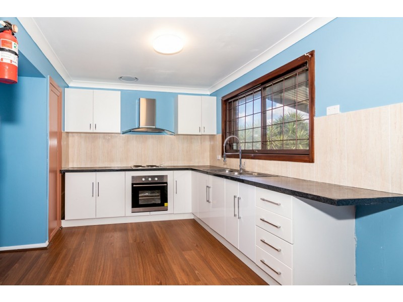 27 Castlereagh Street, Singleton NSW 2330