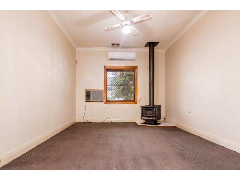 62 York Street, Singleton NSW 2330