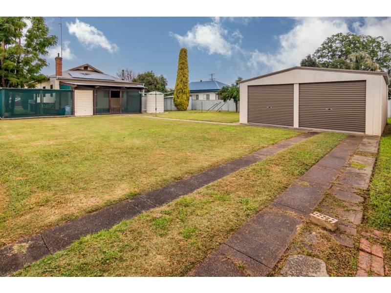 62 York Street, Singleton NSW 2330