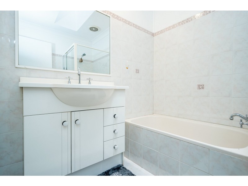 2/38 Cranston Avenue South, Singleton NSW 2330