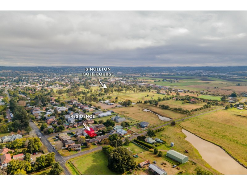 2/38 Cranston Avenue South, Singleton NSW 2330