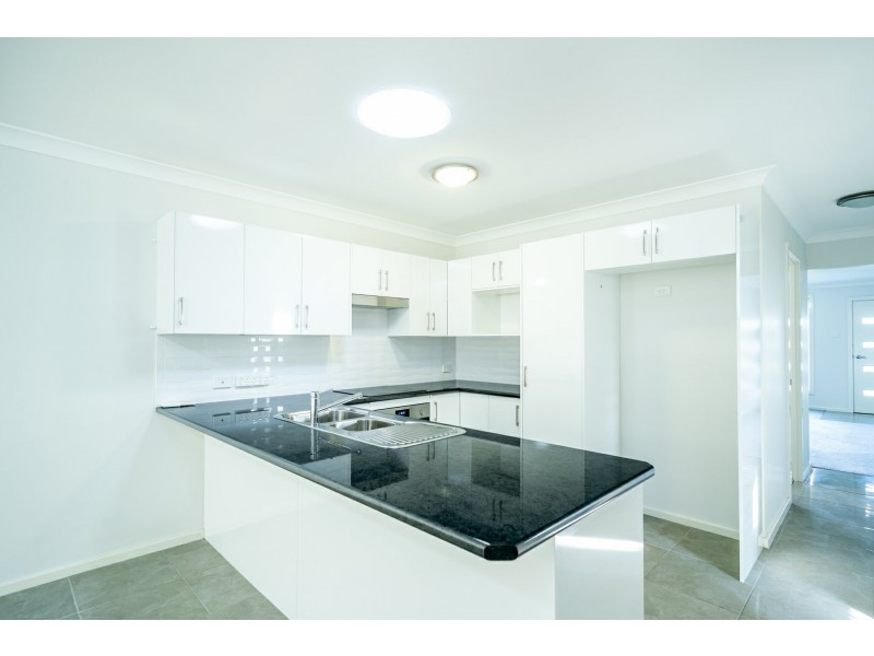 7 A Dimmock Street, Singleton NSW 2330