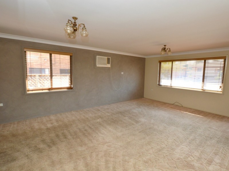 20 Cunningham Parade, Singleton NSW 2330