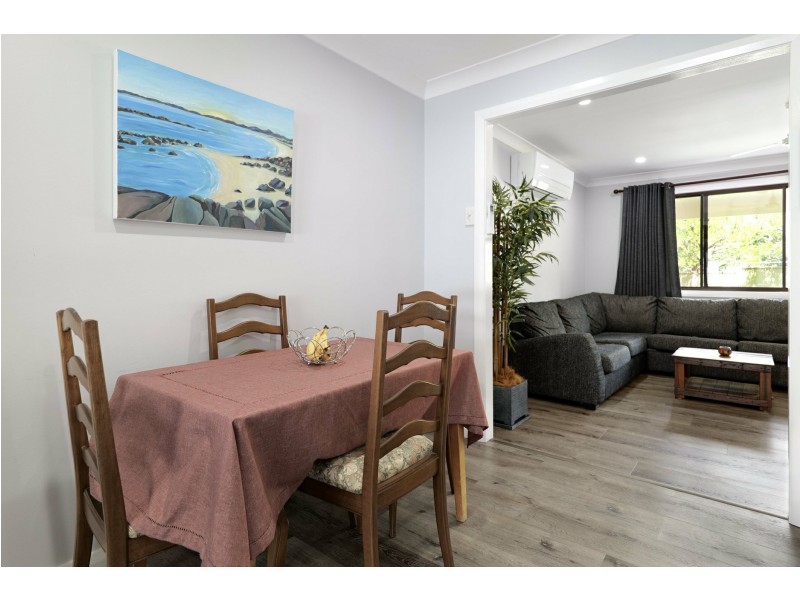 14 Lloyd Jones Drive, Singleton NSW 2330