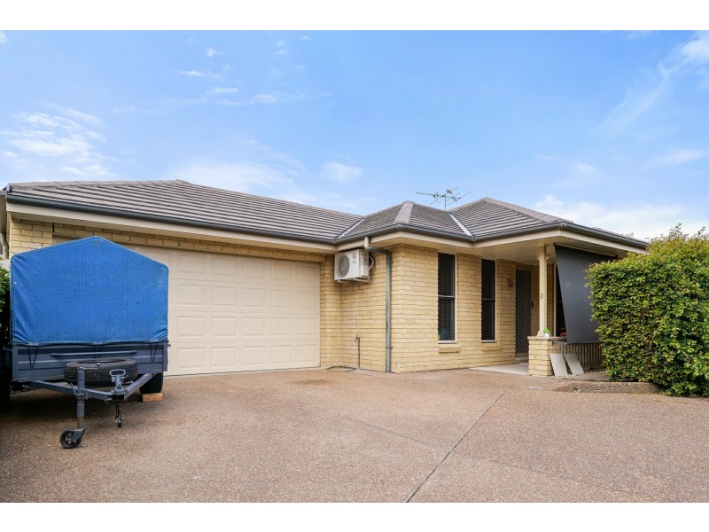 2/14 Pioneer Road, Singleton NSW 2330
