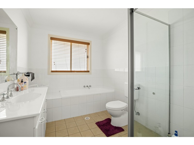 2/14 Pioneer Road, Singleton NSW 2330