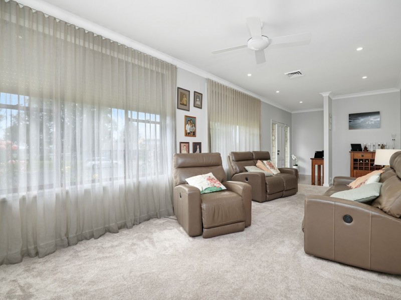 7 Falkiner Crescent, Singleton NSW 2330