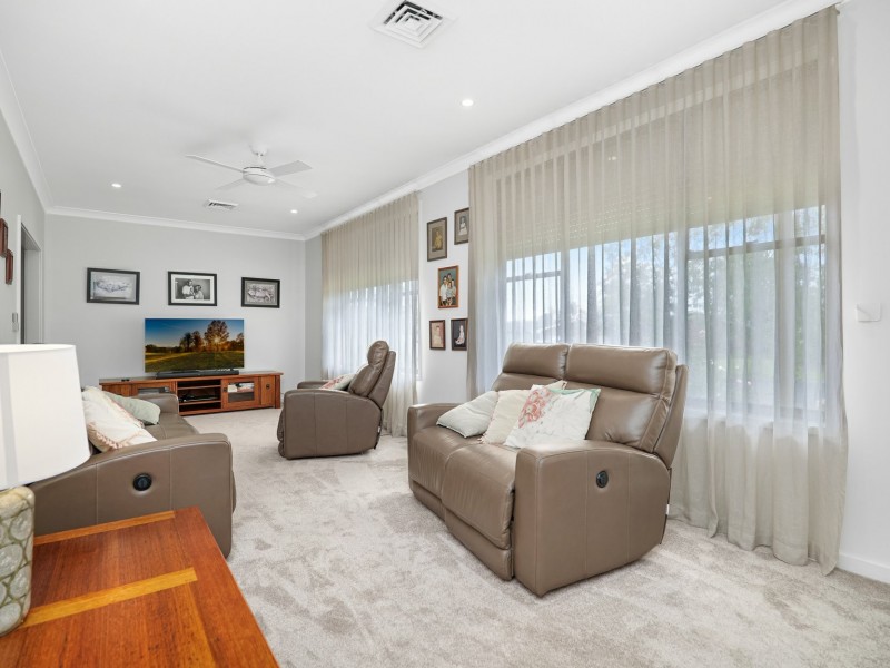 7 Falkiner Crescent, Singleton NSW 2330
