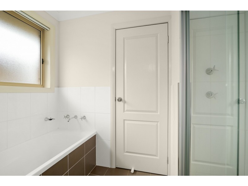 29 B Nowlan Crescent, Singleton NSW 2330