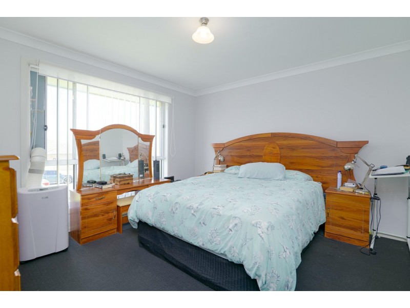 8 Brittany Avenue, Rutherford NSW 2320